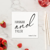 Serviette En Papier Typographie simple et élégante pour personnalisati (En situation)