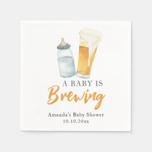 Serviette En Papier Un bébé brasse une bouteille Baby shower de bière