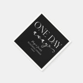 Serviette En Papier Un Jour De Dîner De Répétition De Mariages Minimal (Coin)