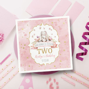 Serviette En Papier Un lapin est en train d'atteindre deux 2e annivers