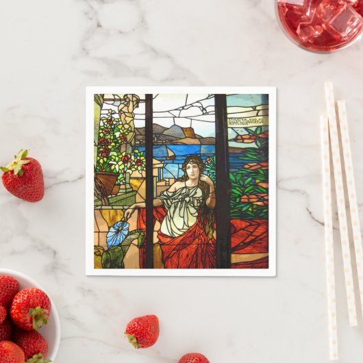 Serviette En Papier Un look en verre tendu avec une dame assise. (En situation)