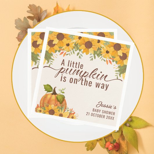 Serviette En Papier Un Petit Citrouille Se Trouve Sur Le Chemin Du Bab