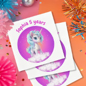 Serviette En Papier Unicorne sur nuage avec ciel rose vif