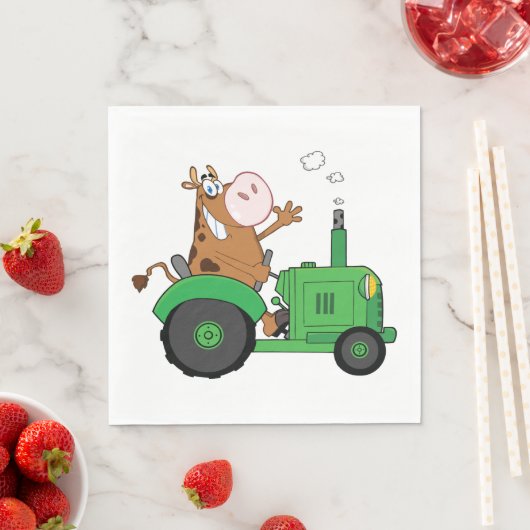 Serviette En Papier Vache Conduisant Un Tracteur (En situation)