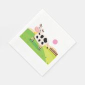 Serviette En Papier Vache Dans Un Papier Sur Le Terrain (Coin)