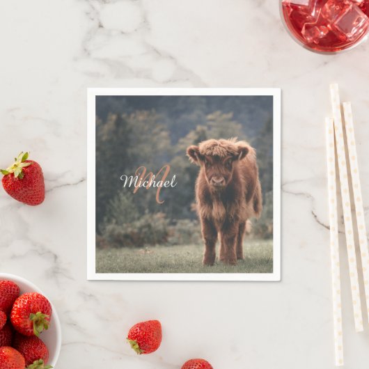 Serviette En Papier Vache de Highland calvaire herbe d'automne monogra (En situation)