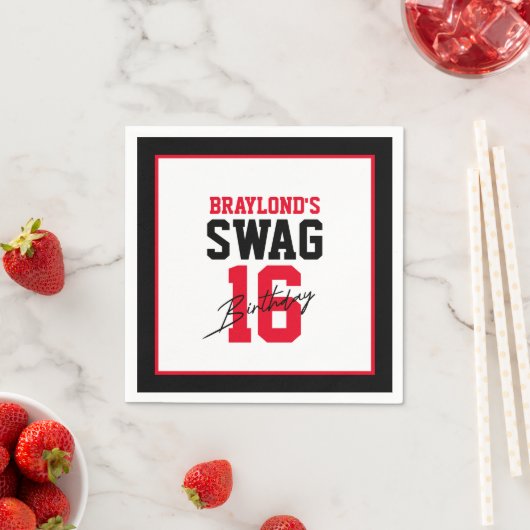 Serviette En Papier Varsity Style Rouge Swag 16 Anniversaire (En situation)