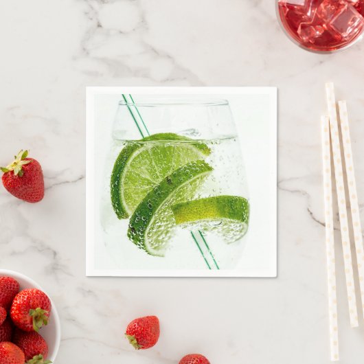 Serviette En Papier Verre à boisson fraîche Lime Soda (En situation)