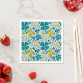 Serviette En Papier Verte Lucky Shamrock Clover Saint Patrick`s Day (En situation)