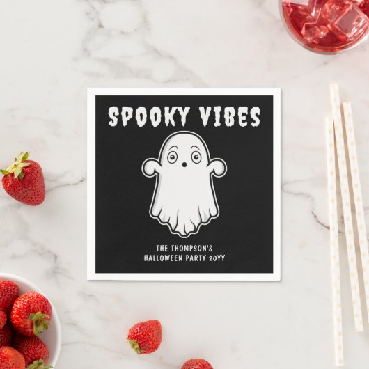 Serviette En Papier Vibes éffrayantes Ghost Halloween Noir Et Blanc (En situation)
