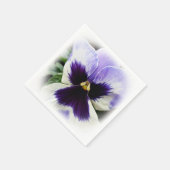 Serviette En Papier violet profond sur blanc (Coin)