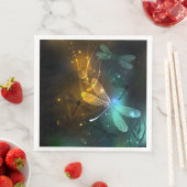 Serviette En Papier Vol de libellule verte lumineuse (En situation)