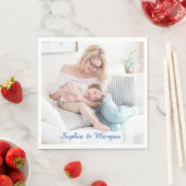 Serviette En Papier Votre photo et nom(s) en Script bleu (En situation)