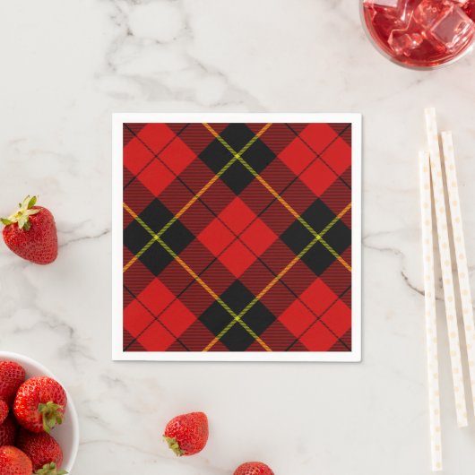 Serviette En Papier Wallace tartan rouge noir plaid (En situation)