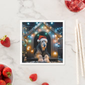 Serviette En Papier Wolfhound irlandais de Noël dans une niche (En situation)