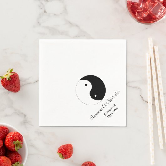 Serviette En Papier Yin Yang Mariage noir et blanc (En situation)