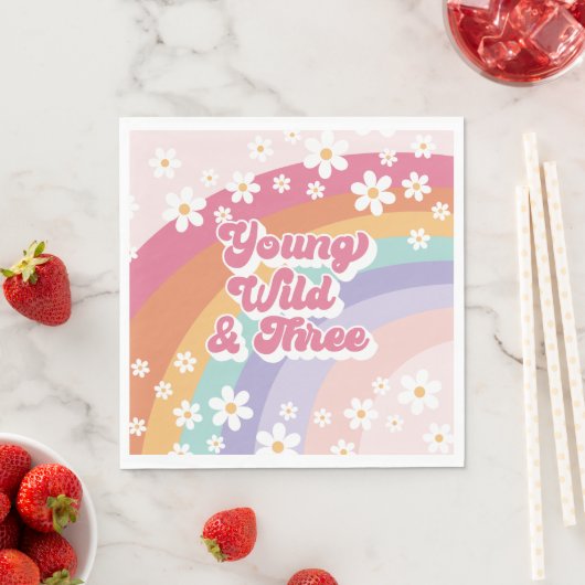 Serviette En Papier Young Wild Three Retro Rainbow 3e anniversaire (En situation)