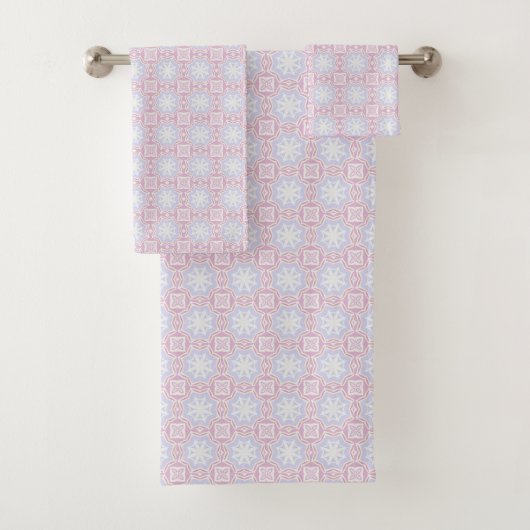 Serviette Géométrique Pastel Doux - Rose & Lavande (En situation)
