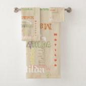 Serviette nommée customisée de Bath (En situation)