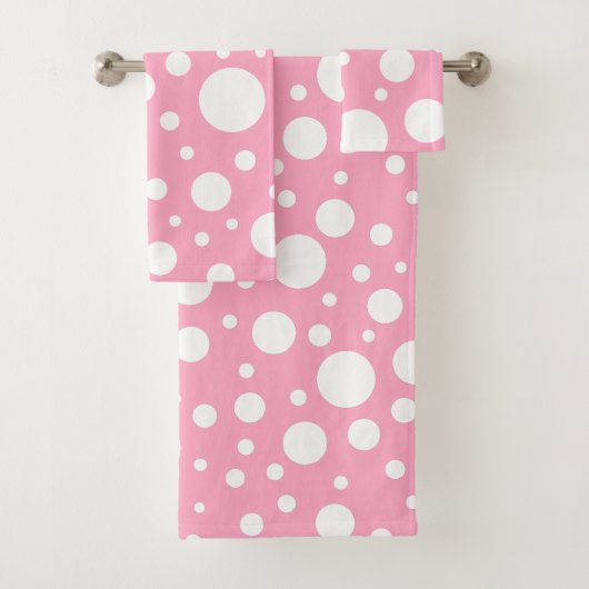 Serviettes De Bain Aux Zones Roses (En situation)