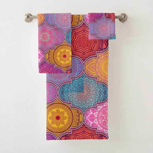 Serviettes de Bohème tribales vibrantes heureuses (En situation)