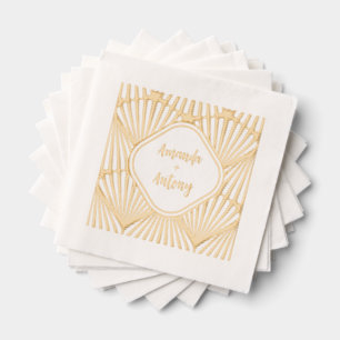 Serviettes empilées à l'huile dans le style art dé