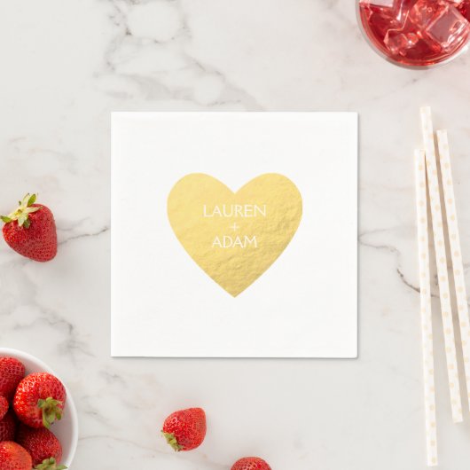 Serviettes en papier Gold Heart pour mariage (En situation)