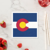 Serviettes en papier patriotique avec drapeau du C (En situation)