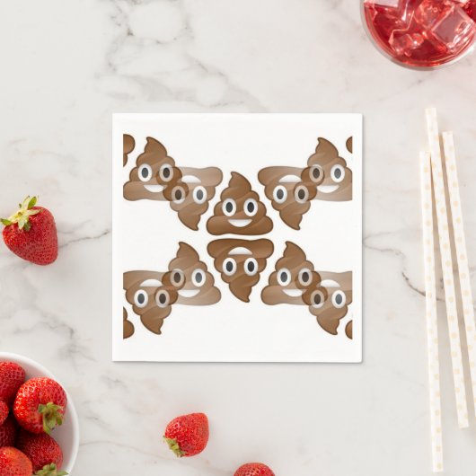 serviettes en papier poop emojis (En situation)