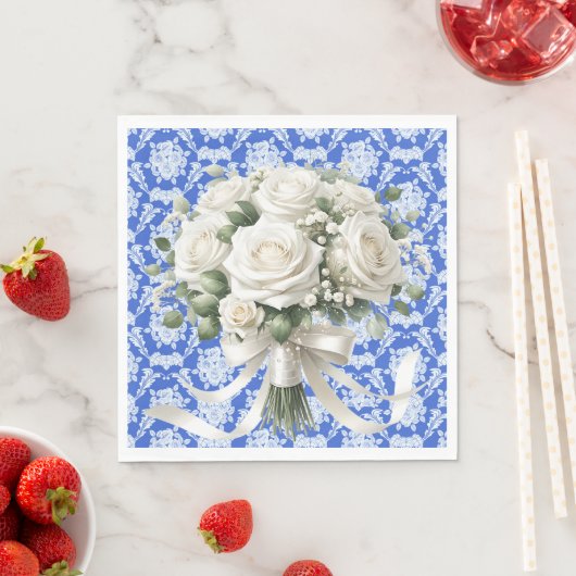 Serviettes en papier Roses de Damas (En situation)