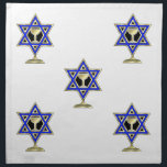 Serviettes En Tissus Étoile juive<br><div class="desc">Cadeaux juifs et idées de cadeau comportant la belle étoile de David juive avec un verre de vin au centre.</div>