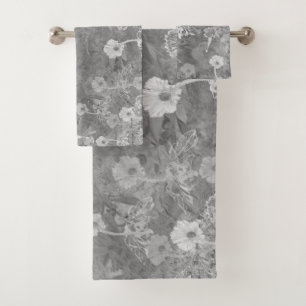 Serviettes grises de salle de bains d'impression