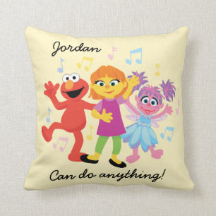 Sesame Street Julia, Elmo en Abby dansen Kussen