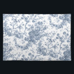 Set De Table Élégant Vintage Français gravé Floral Toile-Blue<br><div class="desc">Elégant et orné vintage bleu et blanc toile de jouy motif avec fleurs exotiques,  vignes et feuillage entrelacés de guirlandes et paniers de roses. Ce motif a été adapté d'un fragment textile français historique vers 1910 dans la collection Smithsonian. Motif est haute résolution mais ne peut pas être carrelé.</div>