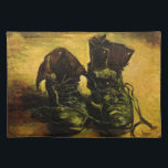 Set De Table Une paire de chaussures de Vincent van Gogh<br><div class="desc">Une paire de chaussures de Vincent van Gogh est un post impressionnisme d'art vintage à vie morte avec une vieille paire de bottes de travail paysan avec dentelles. Les bottes de travail qu'un fermier pauvre porterait. À propos de l'artiste : Vincent Willem van Gogh était un peintre post impressionniste dont...</div>