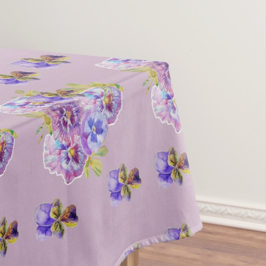 Shabby Chic Lilac Chintz Pansy Nappe Florale (In Situ)