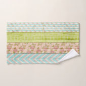 Shabby Rose Pastel Pattern on Rustic Wood Cottage (Serviette à main)