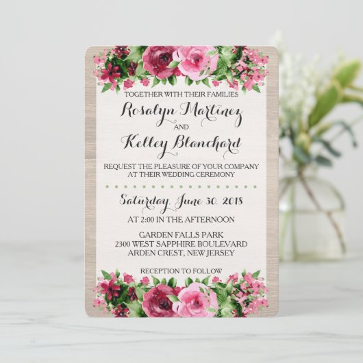 Shabby Rozen Rustieke bruiloft uitnodiging (Staand voorkant)