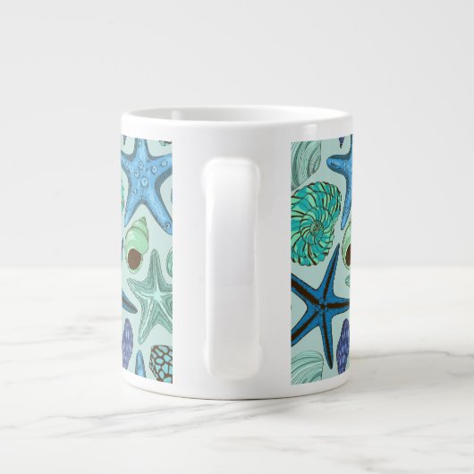 Shades of Blue Seashells and Starfish Pattern Jumbo Beker (Achterkant)
