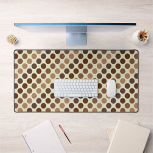 Shades of Brown Polka Dots van Shirley Taylor Bureaumat