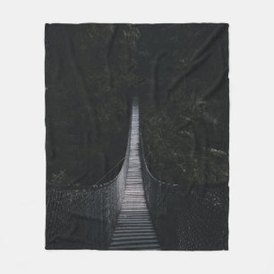 SHALLOW FOCUS FOTO VAN BROWN WOODEN BRIDGE FLEECE DEKEN