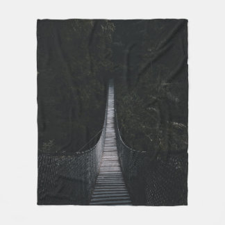 SHALLOW FOCUS FOTO VAN BROWN WOODEN BRIDGE FLEECE DEKEN