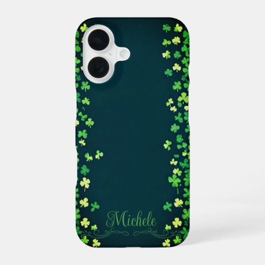 Shamrock Border Bliss iPhone 16 Hoesje (Achterkant)