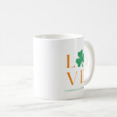 Shamrock irlandais Love Mug en orange et vert (Devant droit)