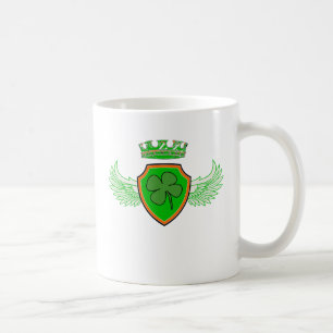 Shamrock on Shield with Wings and Crown Koffiemok