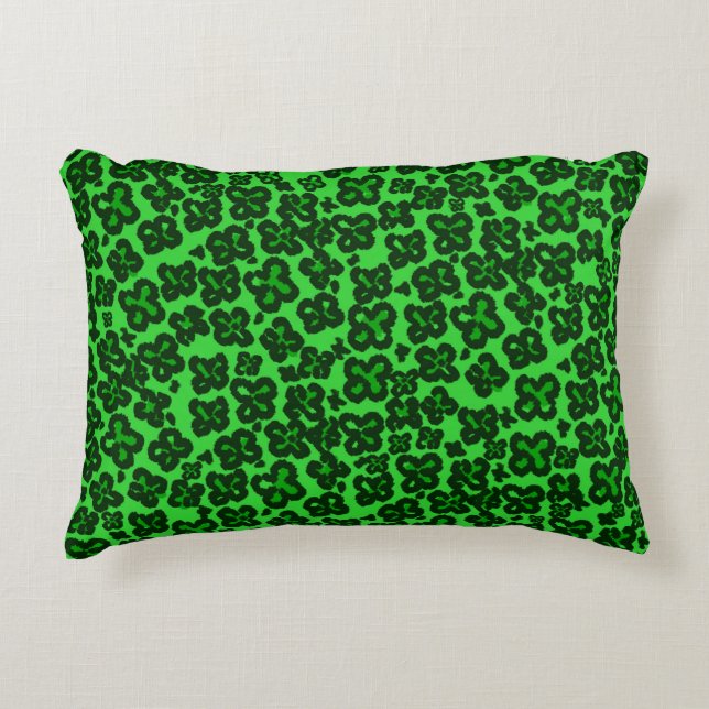 Shamrock Shaped Leopard Print voor Saint Patrick's Accent Kussen (Voorkant)