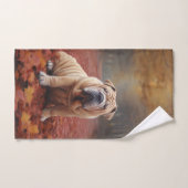 Shar Pei dans l'automne Feuilles automne Inspire (Serviette à main)
