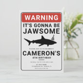 Shark Attack Verjaardag Pool Party Uitnodiging (Staand voorkant)