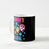 Shark Birthday Quote Funny B-day mama Koffiemok (Voorkant links)