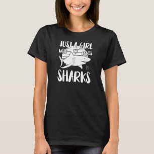 Shark Kinder, gewoon een meisje dat van haaien hou T-shirt